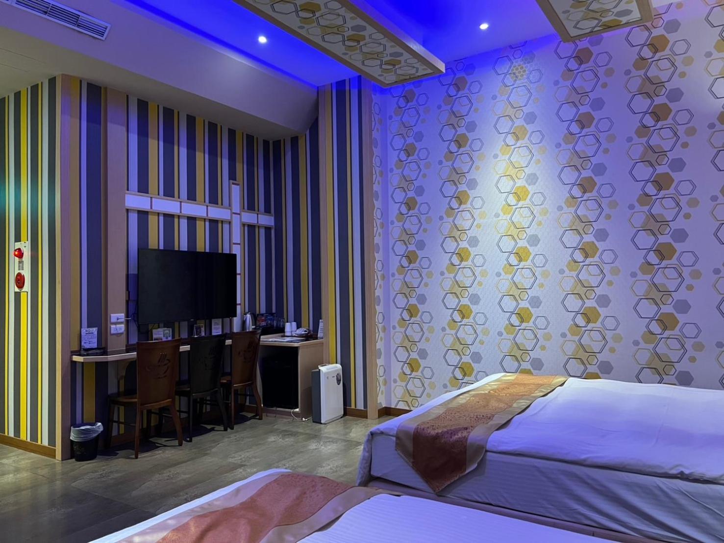 Wei Feng Exquisite Motel Pintung Branch Pingtung Exterior photo